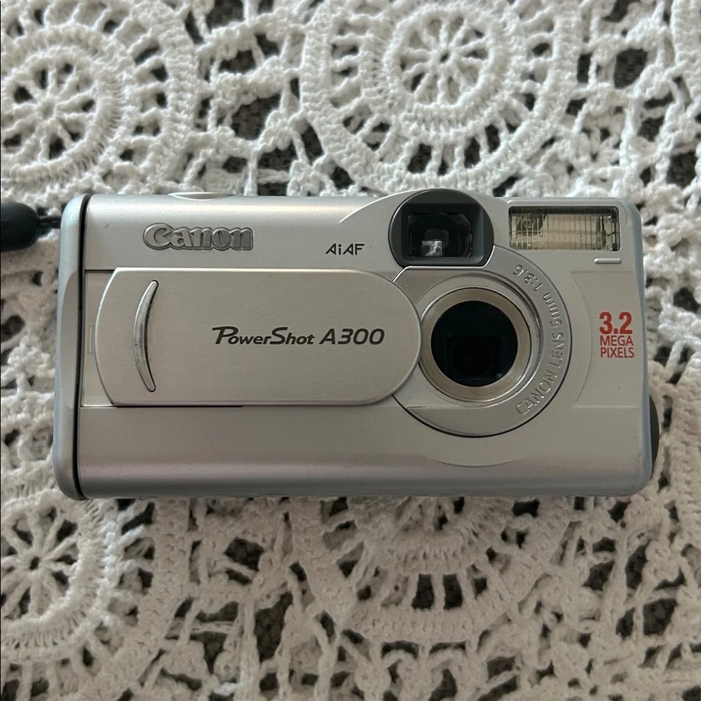 Canon Powershot A300 3.2 Megapixels Camera